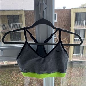 Nike sportsbra